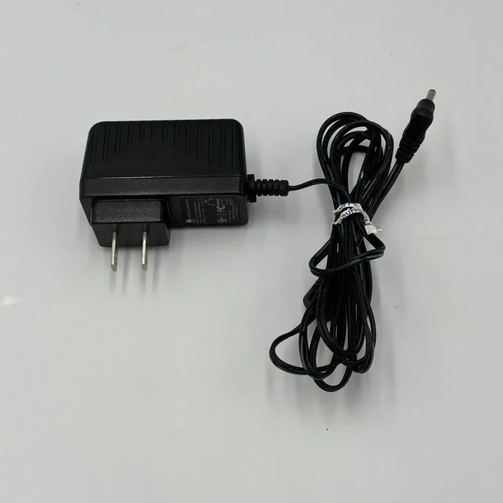Honor‎ Switching Adapter Model ADS-12G-06 05010GPCU 5V 2.OA (Tested)